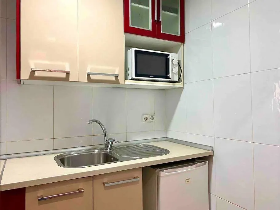 הוספיטלט דה יוברגאט Gran Apartamento De 2 Habitaciones! Al Lado Del Metro Hb דירה הוספיטלט דה יוברגאט