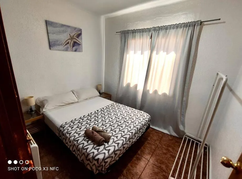 Gran Apartamento De 2 Habitaciones! Al Lado Del Metro Hb location