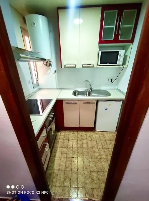 Gran Apartamento De 2 Habitaciones! Al Lado Del Metro Hb L'Hospitalet de Llobregat Spagna